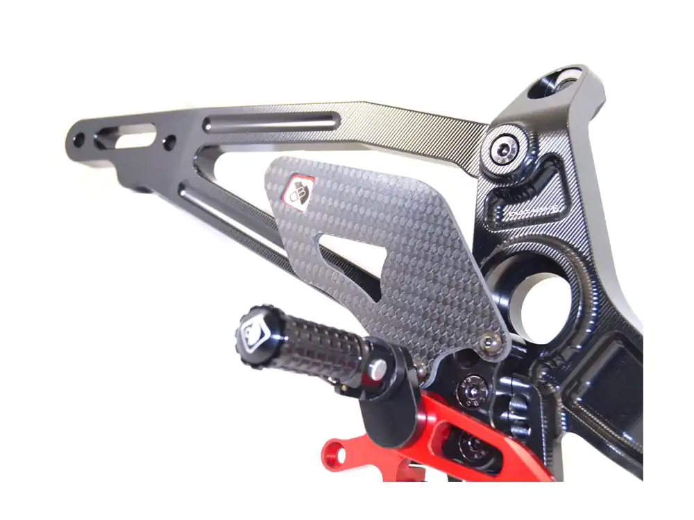 Esclusivo PEDANE REGOLABILI DBK DUCATI MONSTER 1200 2014-16-