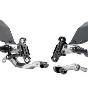 PEDANE REGOLABILI NERE GILLES TOOLING YAMAHA XSR 900 2016-2023- Offerta Del Giorno