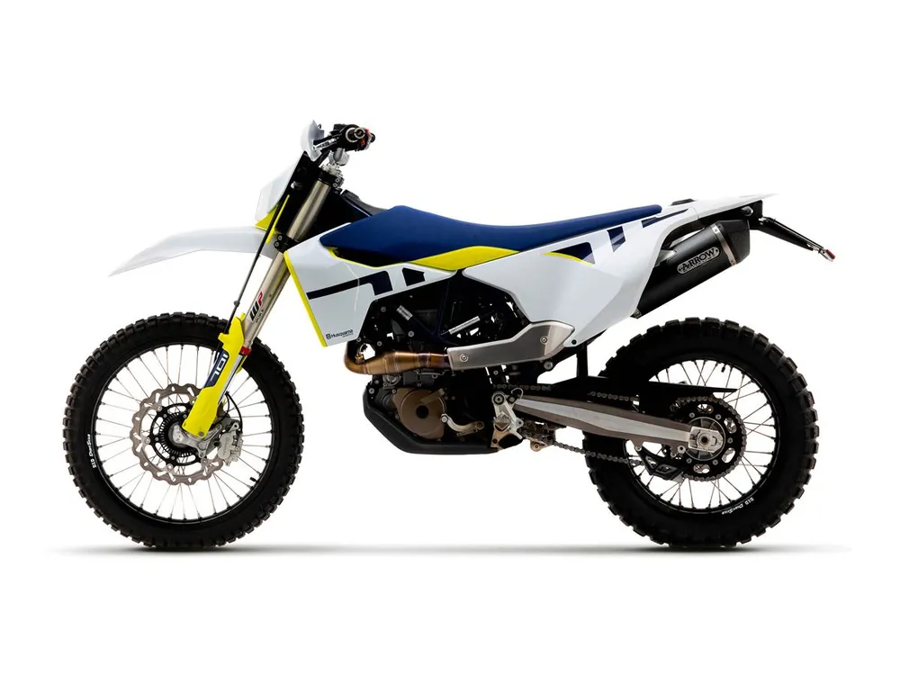 SILENZIATORE RACE TECH ARROW ALU SCURO CARBONIO OMOLOGATO HUSQVARNA 701 ENDURO 2021-2024- Occasione Imperdibile