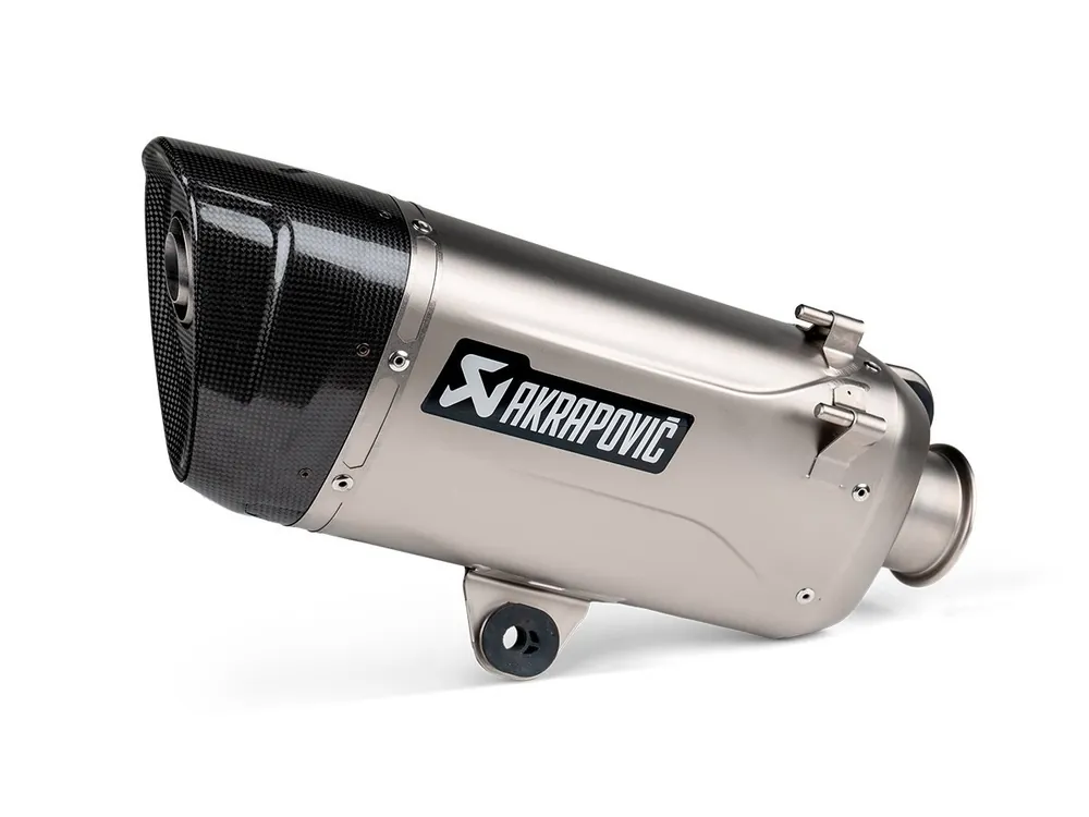 Consegna Rapida TERMINALE SLIP-ON OMOLOGATO TITANIO AKRAPOVIC BMW C 400 X / GT 2025-2026-