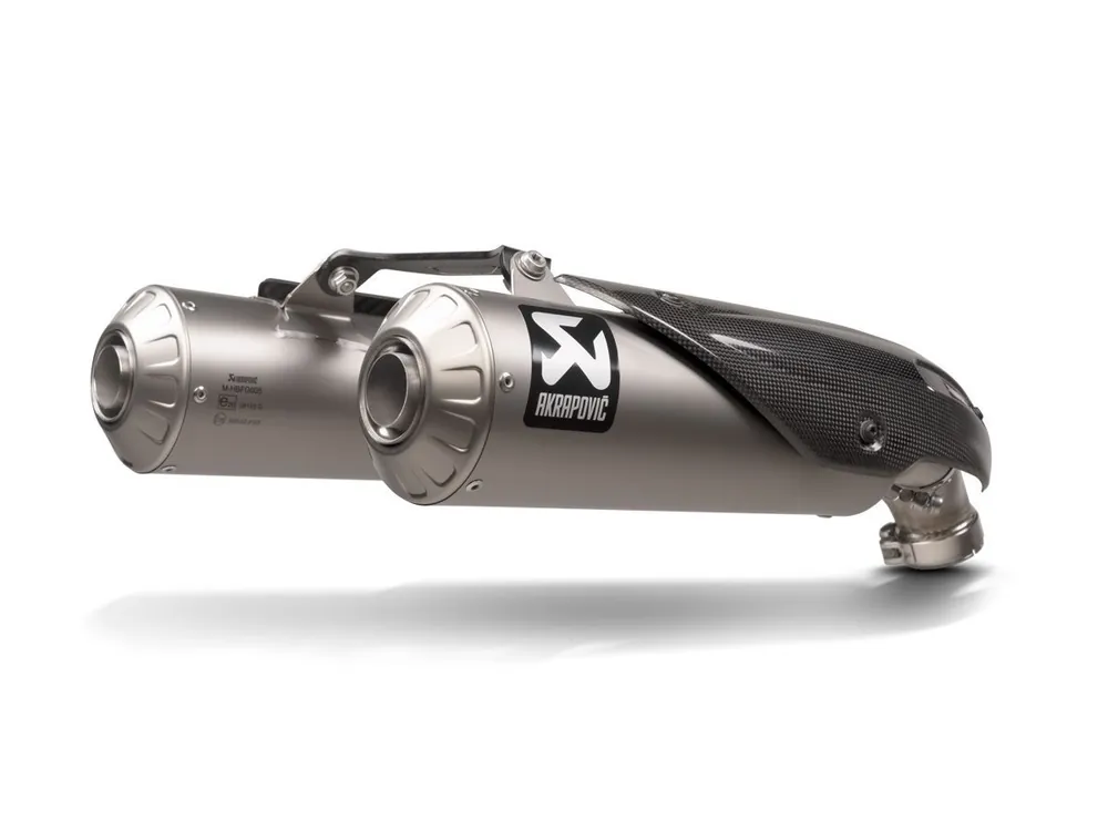 COPPIA TERMINALI TITANIO AKRAPOVIC DUCATI SCRAMBLER 1100 2021-2024 OMOLOGATI- Nuova Collezione