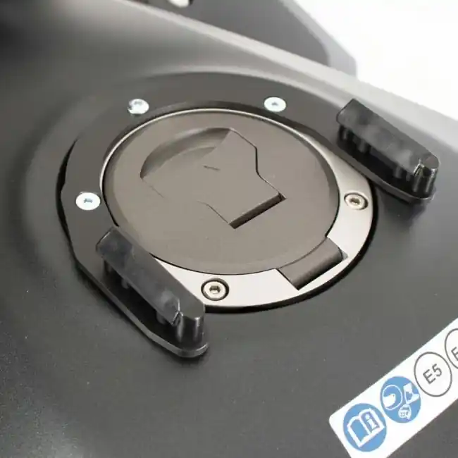Economico Flangia Hepco & Becker Tankring per Honda CB 500 Hornet-