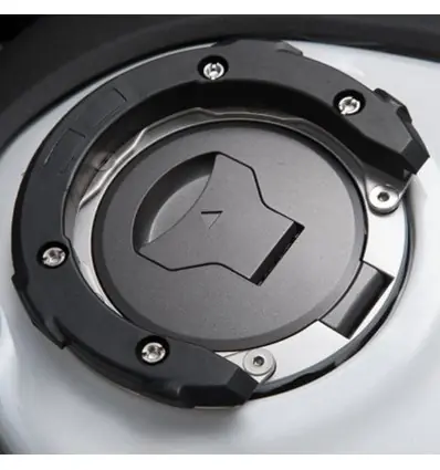 Affare Flangia SW-Motech ION Tankring per Yamaha YZF R9 dal 2025-