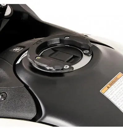 Direttamente Dal Produttore Flangia serbatoio EVO per borse con sistema Quick Lock su Suzuki GSX-R 1000-