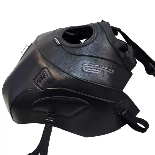 Copriserbatoio Bagster per Suzuki GSX-S 1000 GT in similpelle nero- Novità