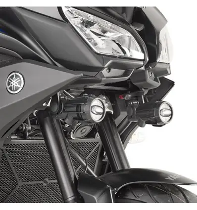 Promozione Esclusiva Kit attacchi Givi LS2139 per faretti supplementari su Yamaha Tracer 900 e 900 GT-