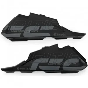 Reso Gratuito Coppia pannelli Wunderlich con presa per fiancate BMW R1250GS dal 2021-