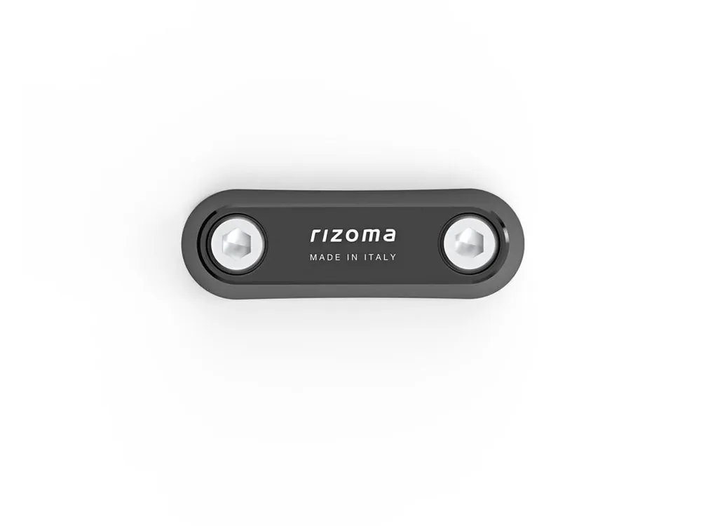 Super Prezzo TAG MANIGLIA POSTERIORE RIZOMA VESPA SPRINT 2018-2025-