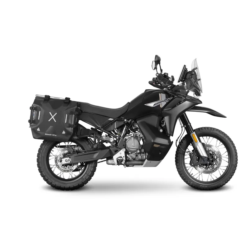 Non Perdere Set Borse Shad TR30 + 3P System Cf Moto 800 Mtx 25-