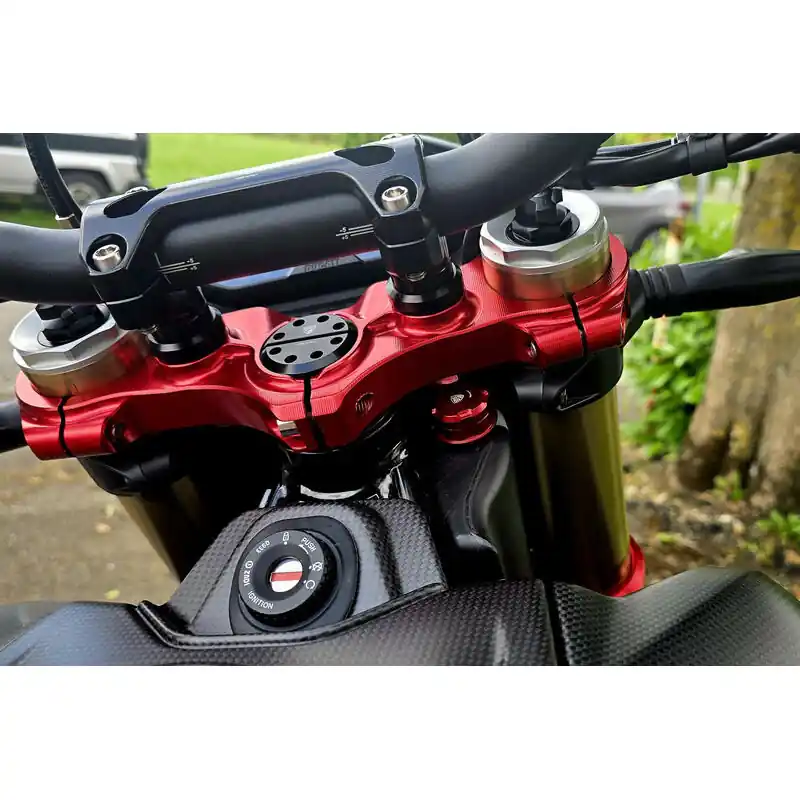 Spedizione Espresso Piastra di Sterzo Cnc Racing Hypermotard 698 rosso-