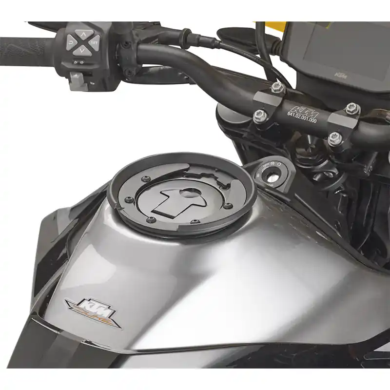 Super Prezzo Flangia Givi BF78 Tanklock-