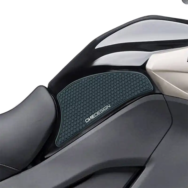 Protezione Serbatoio OneDesign Versys 1000 nero- Offerta Limitata