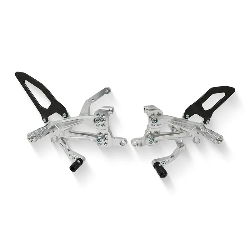 Pedane Cnc Racing PE410 Streetfighter V4 argento- Scelto Dai Clienti
