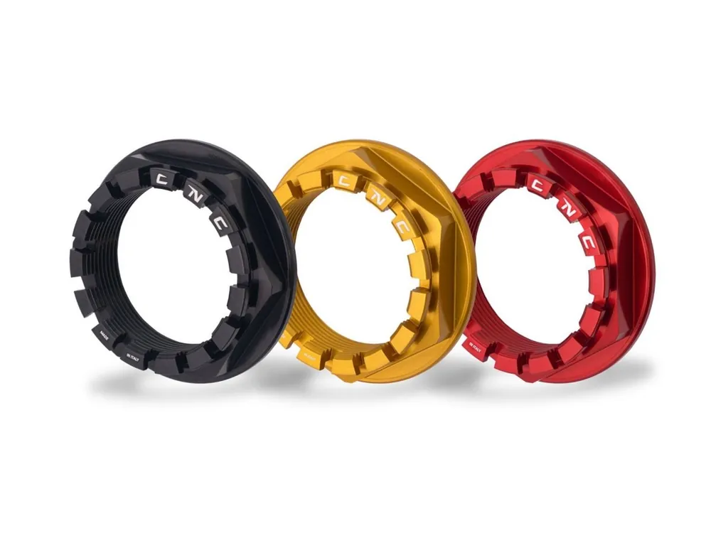 DADO RUOTA POSTERIORE DESTRO CNC RACING DUCATI- Compra Online