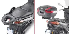 Attacco posteriore specifico per bauletto Yamaha - SR2150 Ordina Subito