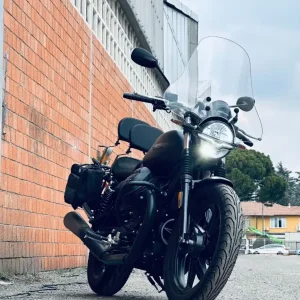 Acquista Ora ISOTTA Parabrezza Maxi per MOTOGUZZI V7 STONE (E5) 2021-2024