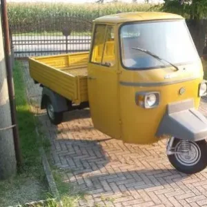 FERMAGLIO FERMA SEDILE PIAGGIO APE MP 501-601 Acquista Ora
